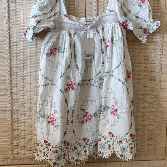 Lulu Rose Embroidered Mini Dress EUC - Picture 6 of 14